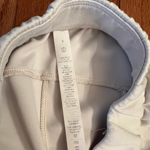 Good Used Condition/ Fair Used Condition Lululemon softstream pants bundle - Picture 4 of 7